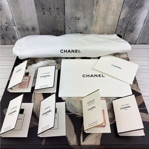 New Chanel 9 Piece Fragrance Travel Bag Sample Bundle Set.